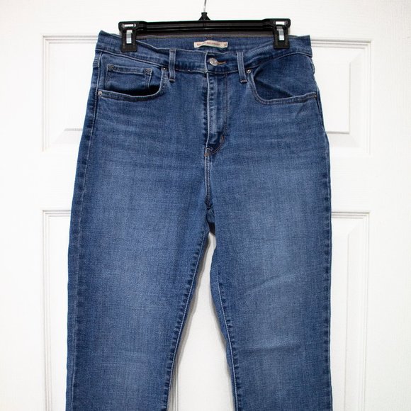 Levi's 724 HIGH RISE STRAIGHT WOMEN'S JEANS - Picture 2 of 6